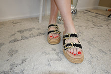 Load image into Gallery viewer, Shoreline Platform Sandals