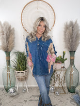 Load image into Gallery viewer, Boho Canyon Patchwork Hooded Top