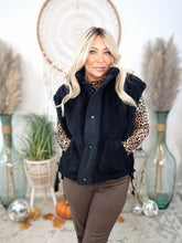 Load image into Gallery viewer, Fireside Faux Fur Vest-Black
