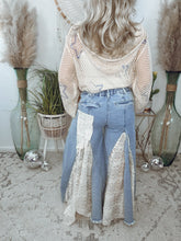 Load image into Gallery viewer, Amazing Lace Denim Jeans