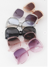 Load image into Gallery viewer, That 70's Girl Sunglasses