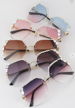 Load image into Gallery viewer, Nashville Rhinestone Sunglasses