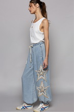 Load image into Gallery viewer, Star Of The Show Joggers