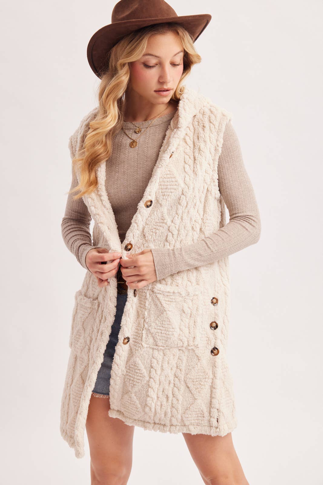 BOUCLE CABLE KNIT SWEATER HOODED VEST