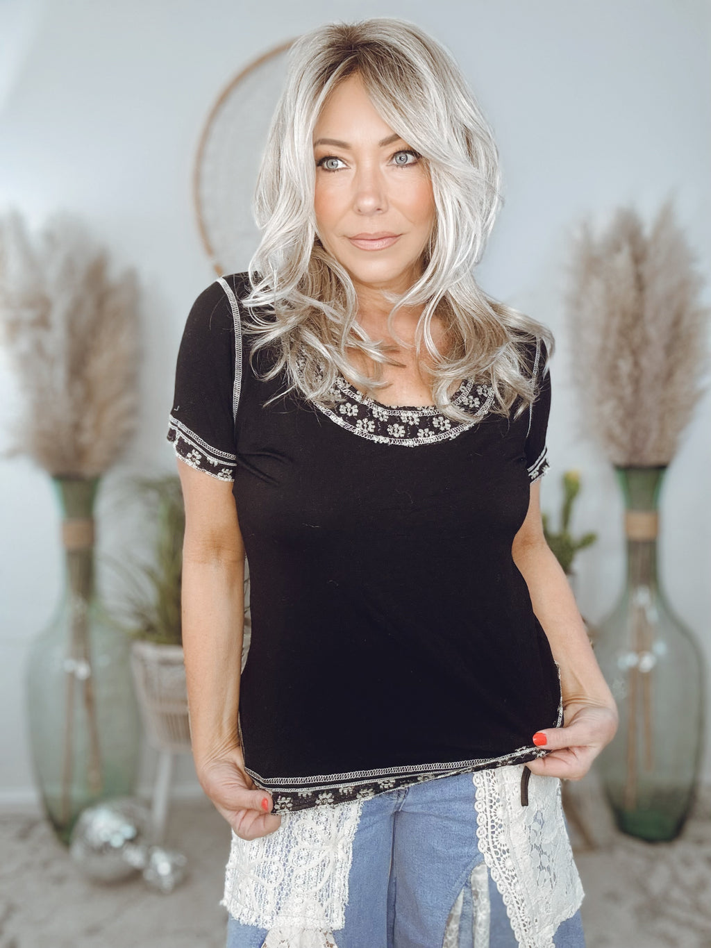 Floral Muse Basic Tee-Black