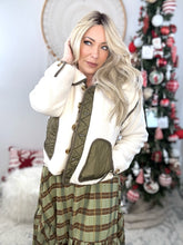 Load image into Gallery viewer, Frosted Alpine Fleece Jacket
