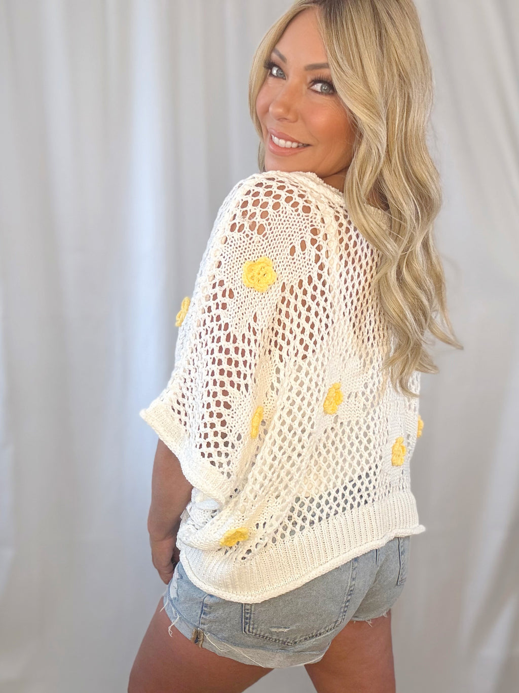 Sunlit Daisy Open Knit