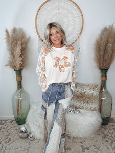 Eye Catcher Floral Lace Top-Ivory