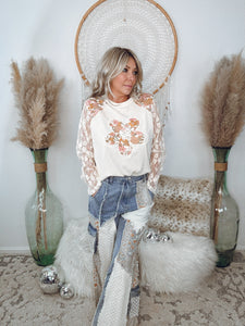 Eye Catcher Floral Lace Top-Ivory