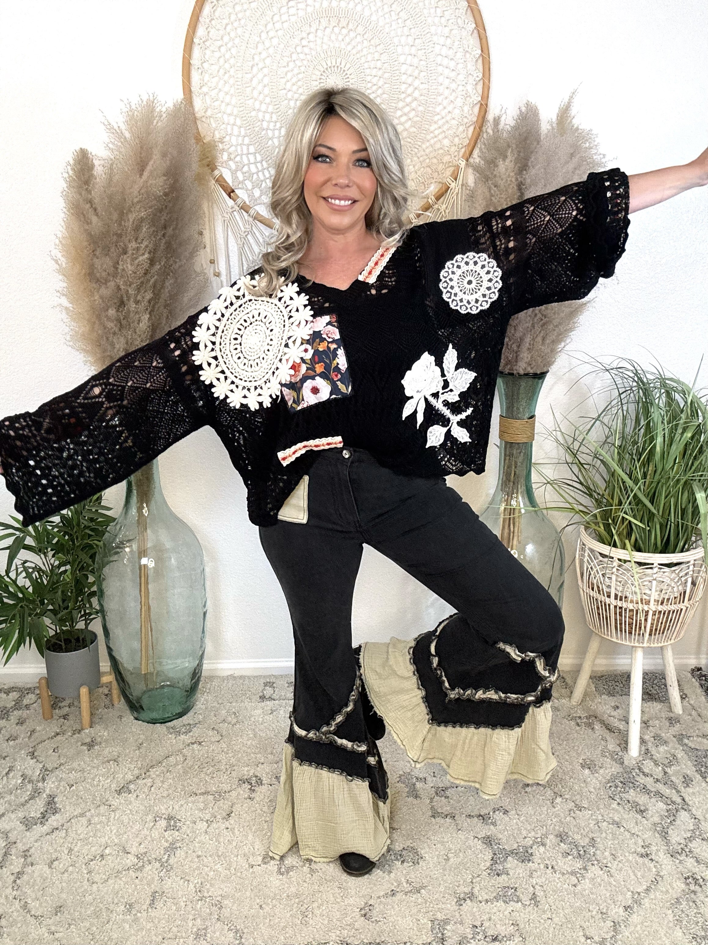 Gypsy Road Statement Flares-Black