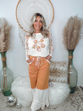 Load image into Gallery viewer, Step Into Spring Contrast Pants-Apricot
