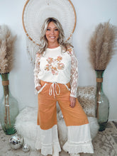 Load image into Gallery viewer, Step Into Spring Contrast Pants-Apricot
