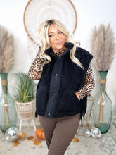 Load image into Gallery viewer, Fireside Faux Fur Vest-Black
