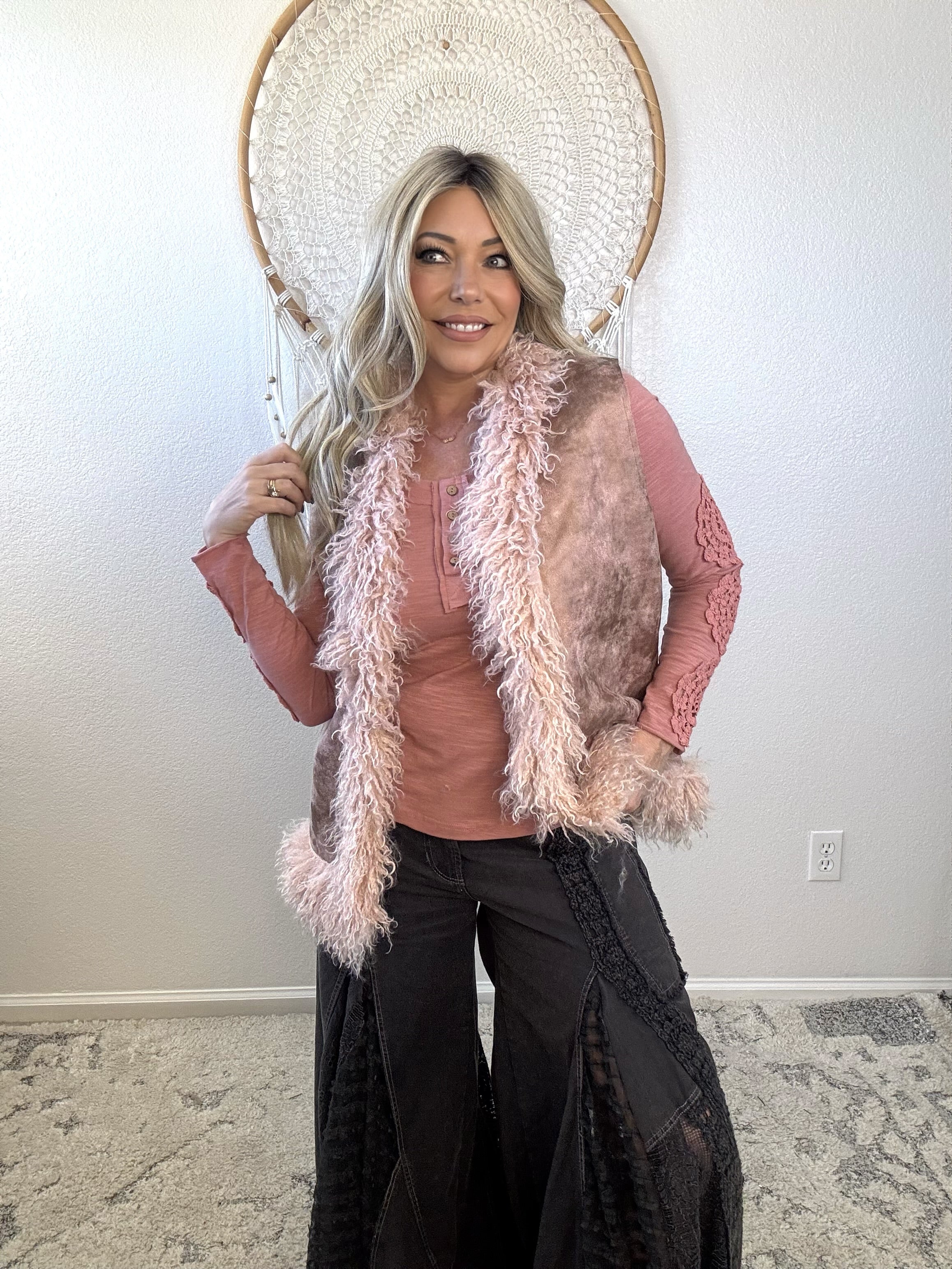 The Canyon Belle Fur Vest-Pink