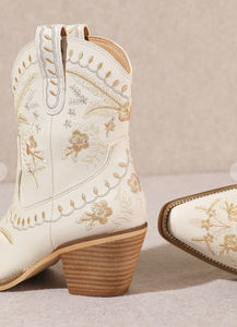 Houston Embroidered Cowgirl Boots