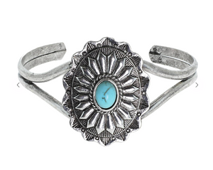 Western Scalloped Concho Stone Bangle