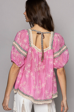 Load image into Gallery viewer, Born Boho Floral Blouse
