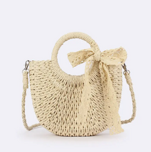 Load image into Gallery viewer, Straw Handbag
