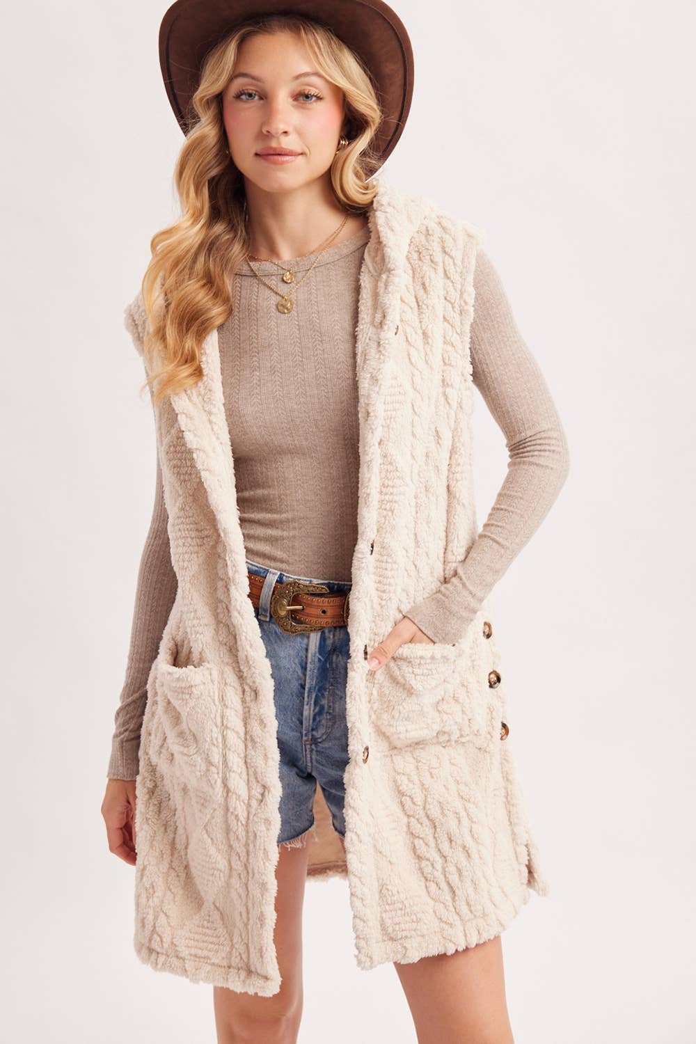 BOUCLE CABLE KNIT SWEATER HOODED VEST