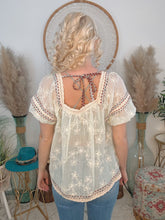 Load image into Gallery viewer, Born Boho Floral Blouse
